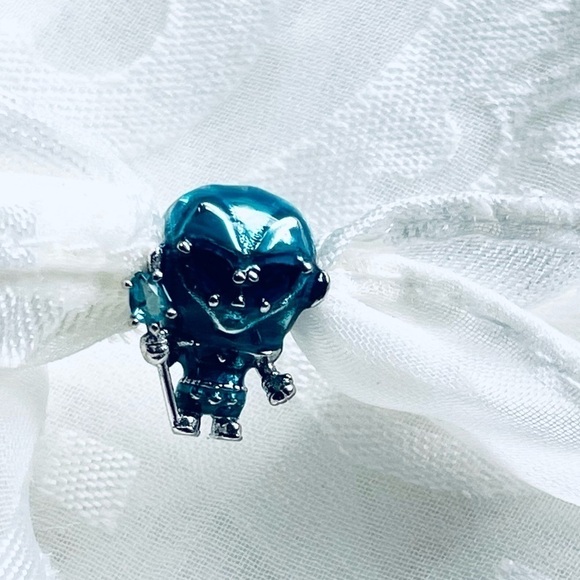 ❄️ NWOT Night King Charm – Game of Thrones 🐉 - Picture 10 of 15